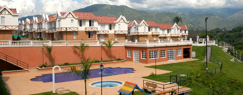 Conjunto residencial iberica